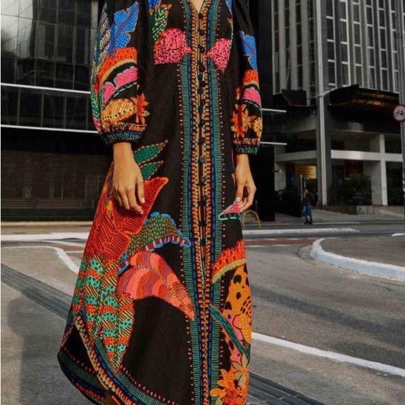 SOLD SOLD Farm Rio dress in good condition size medium - Picture 4 of 7